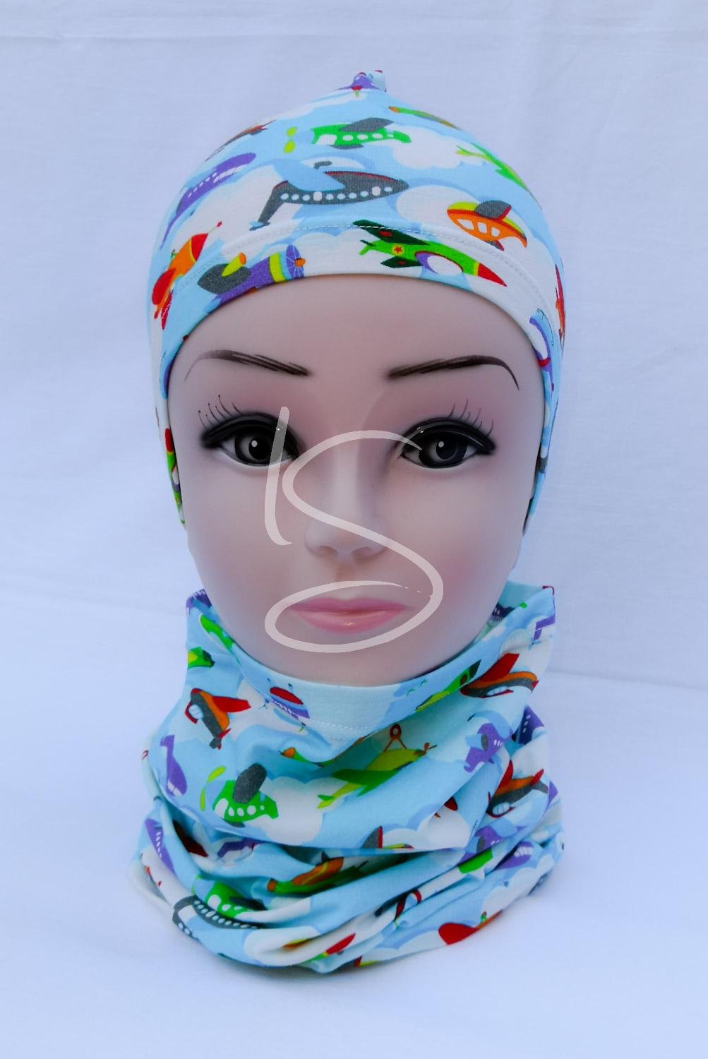 Čepice klasik Letadla v oblacích