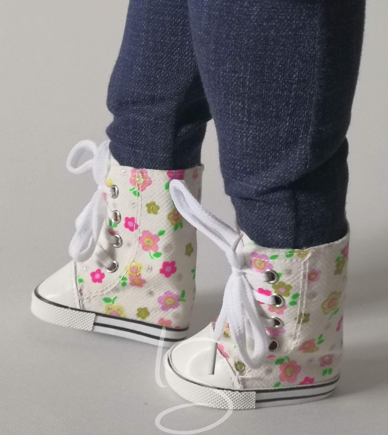 Boty vysoké bílé s barevnými květy