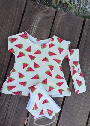 Set melouny na pastelově žluté - šaty, kalhotky, čelenka