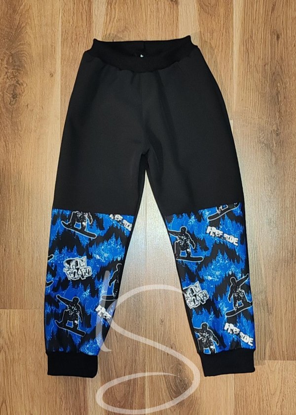 Zateplené softshelové kalhoty se snowboardisty