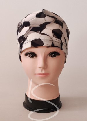 Jednovrstvá čepice klasického střihu s balony