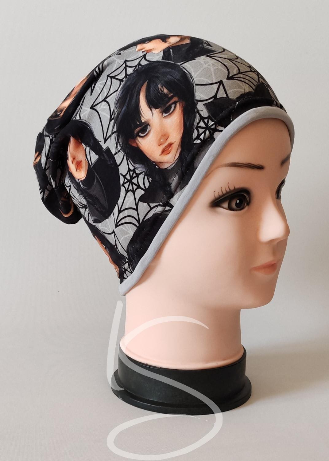 Čepice čarodějka dvouvrstvá