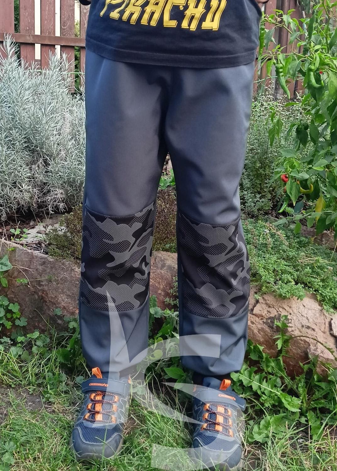 Zateplené softshelové kalhoty s reflexním maskáčem